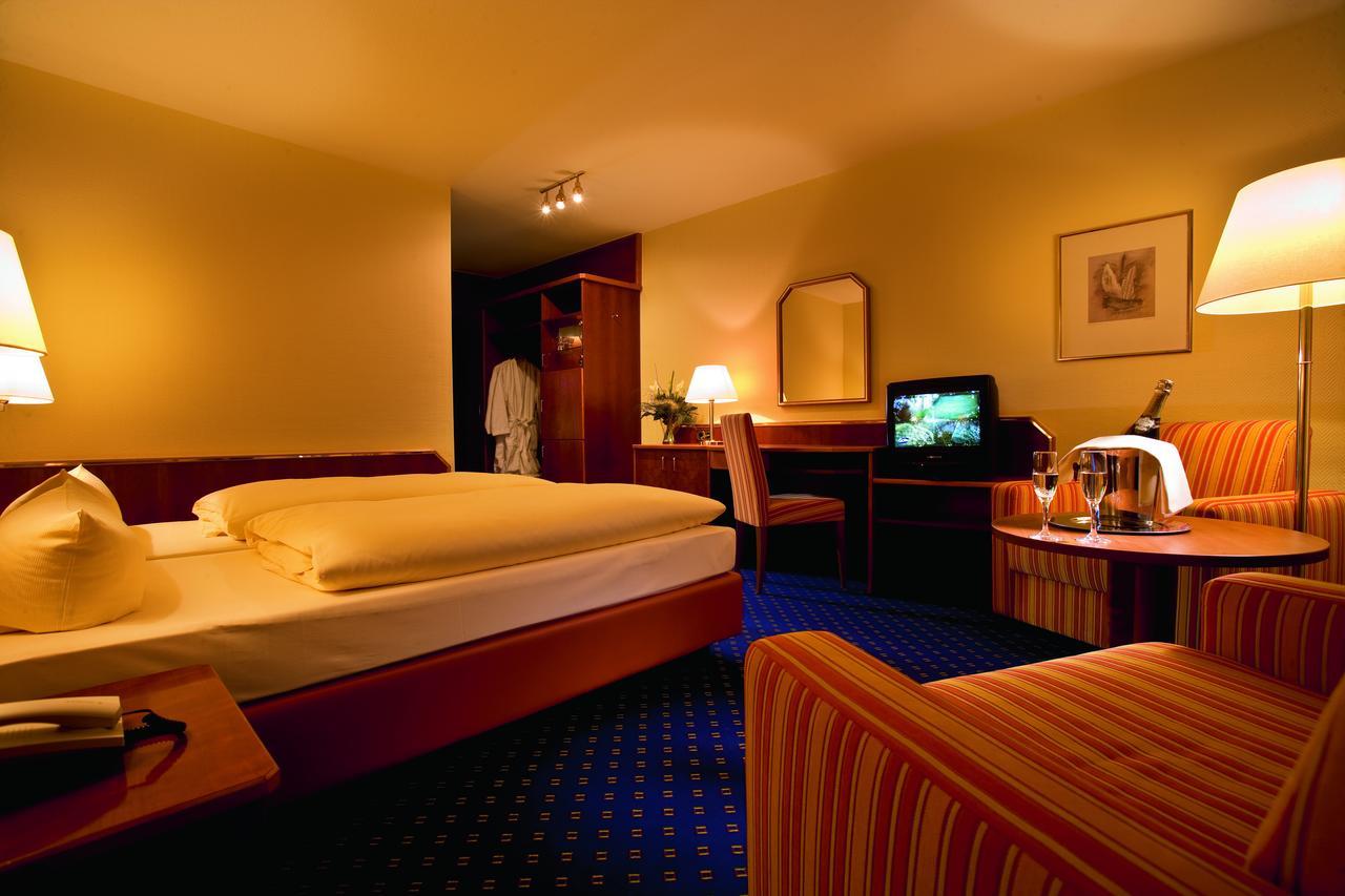Sieben Welten Hotel & Spa Resort 富尔达 外观 照片